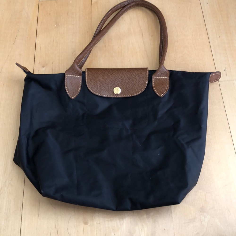 Black tote bag